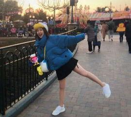 00后穿丝袜的底下